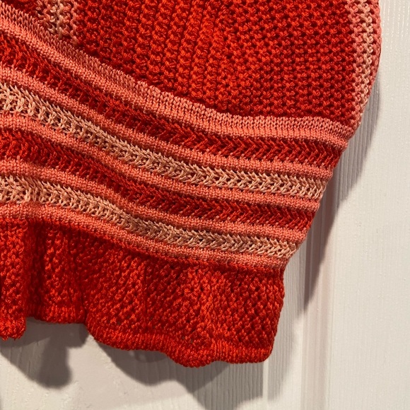 NWT Madden NYC Size XL Orange Coral Stripe Crochet Crop Top V Neck Adjustable - Picture 2 of 13